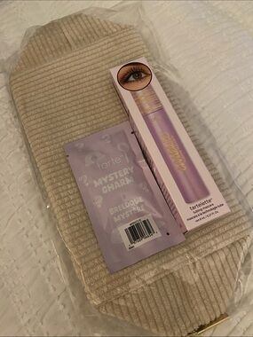 Tartelette Tubing Mascara & cosmetic bag